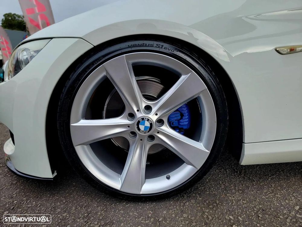 BMW 325 i M Sport Edition - 25