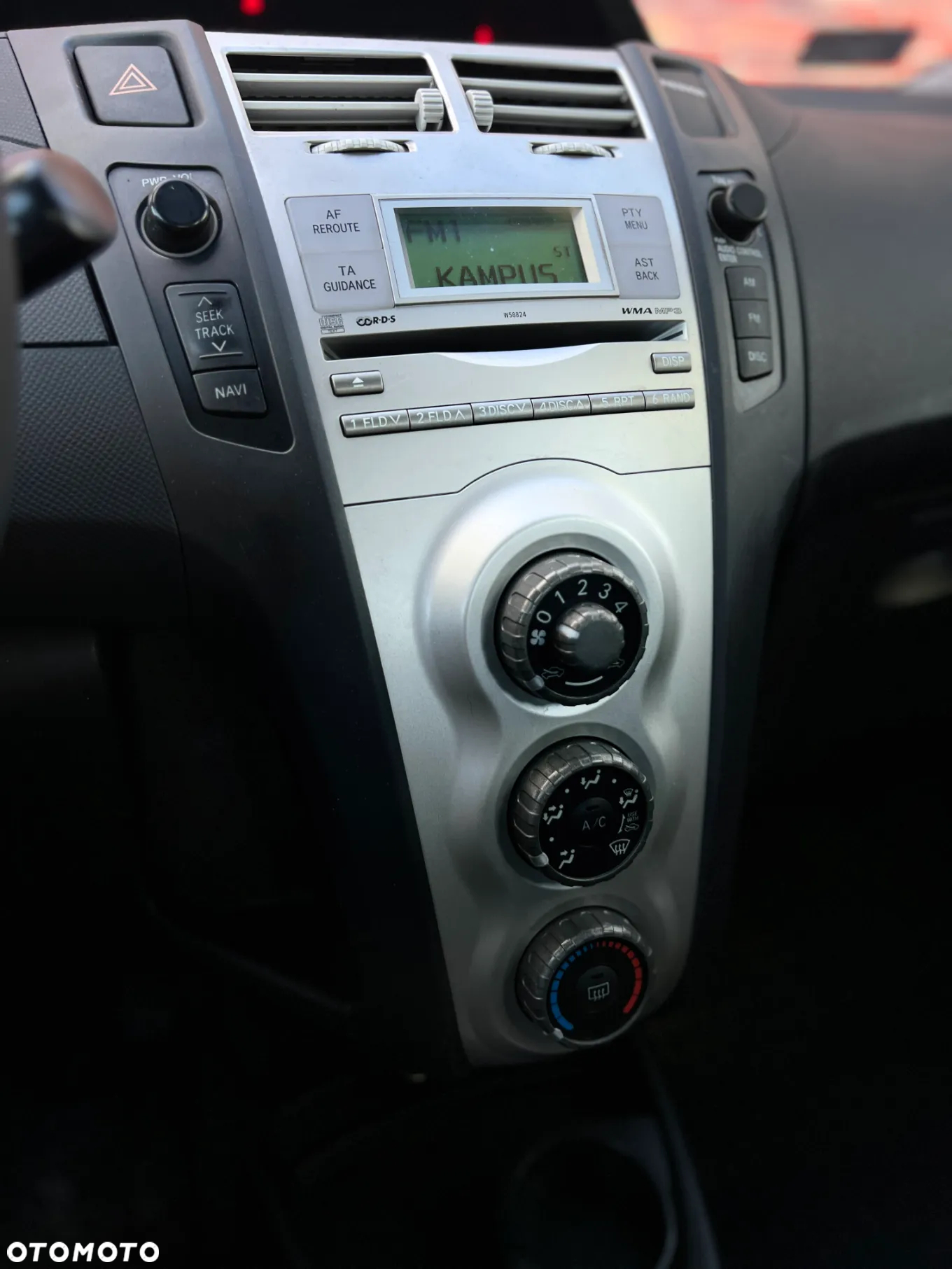 Toyota Yaris - 21