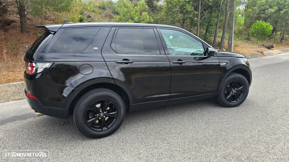 Land Rover Discovery Sport TD4 HSE - 10
