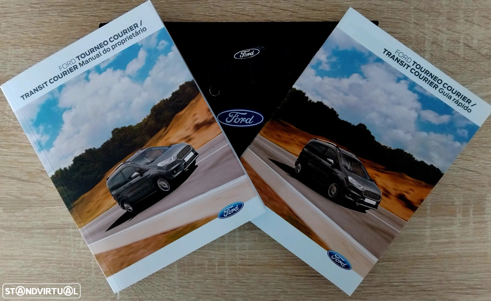 Ford Tourneo Courier 1.0 EcoBoost Titanium - 25