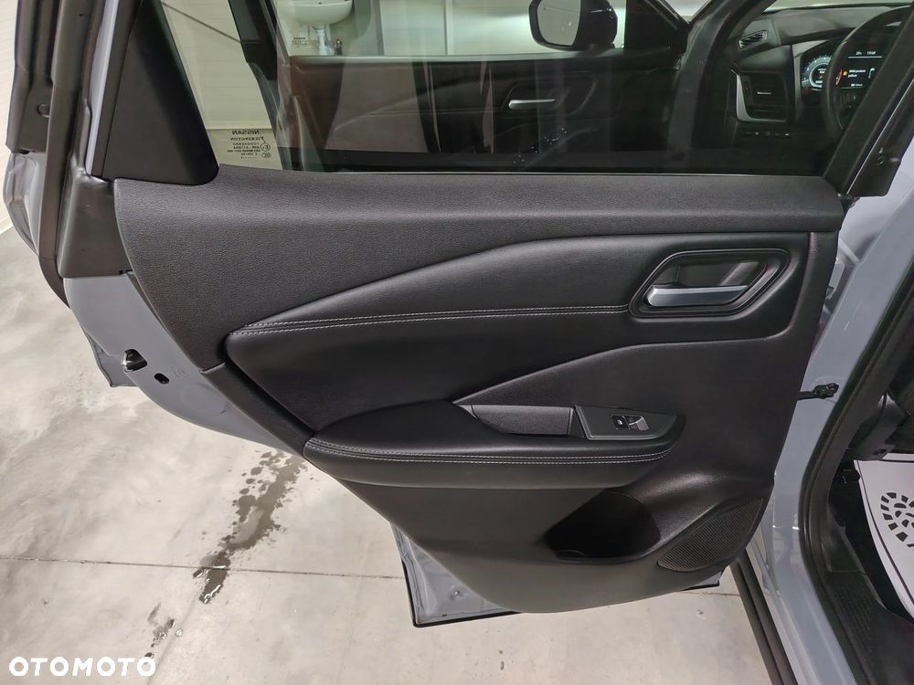 Nissan Qashqai 1.3 DIG-T MHEV Xtronic N-Connecta - 24