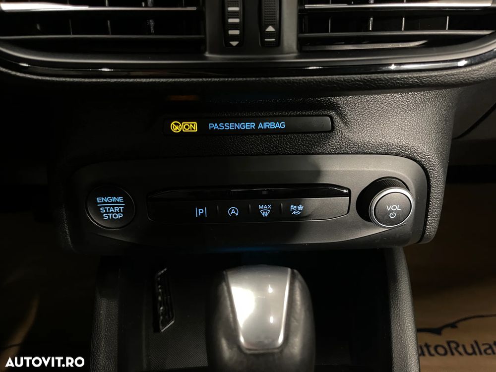 Ford Focus 1.0 EcoBoost Hybrid Aut. ST-LINE - 24
