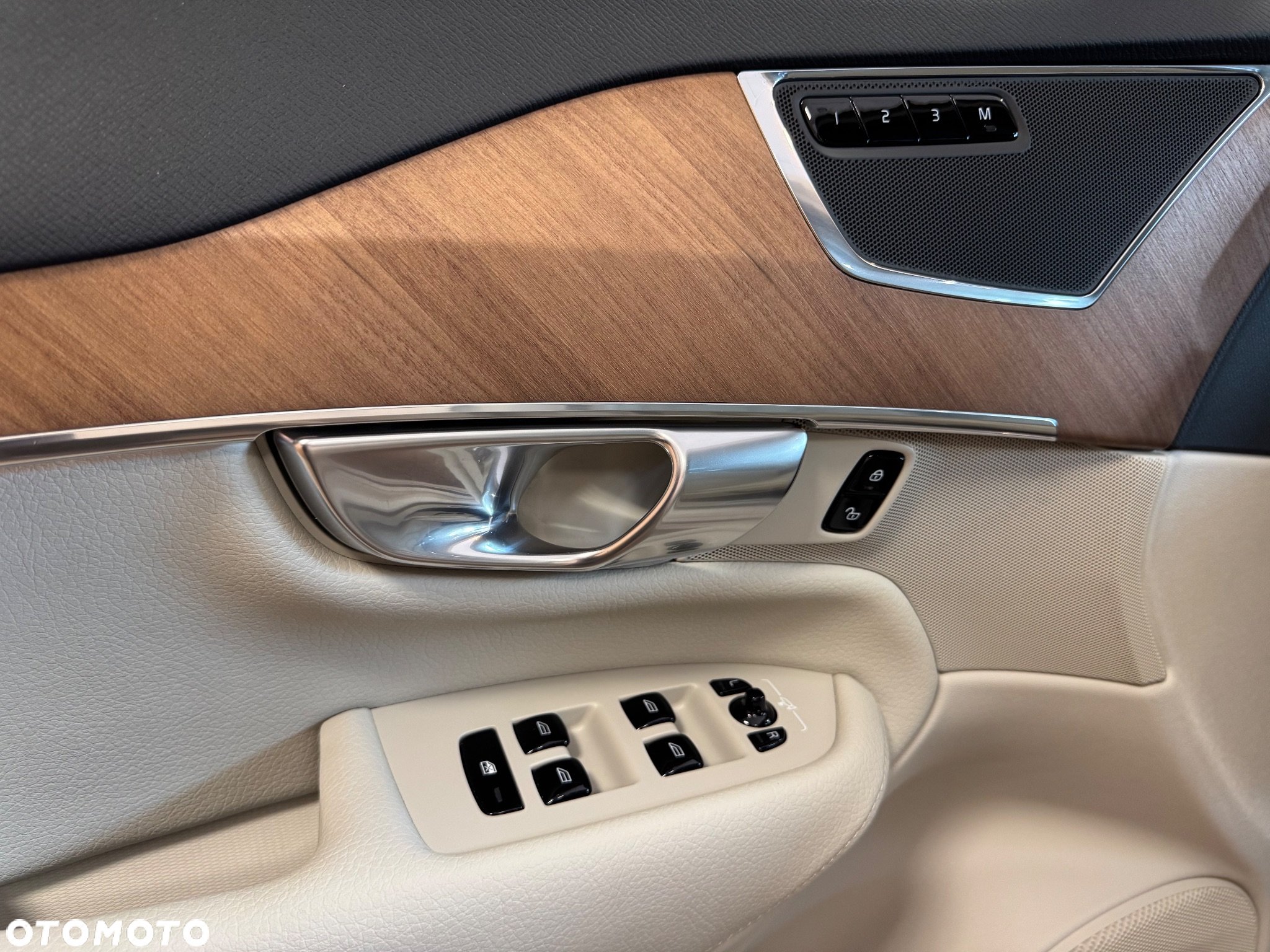 Volvo XC 90 - 14