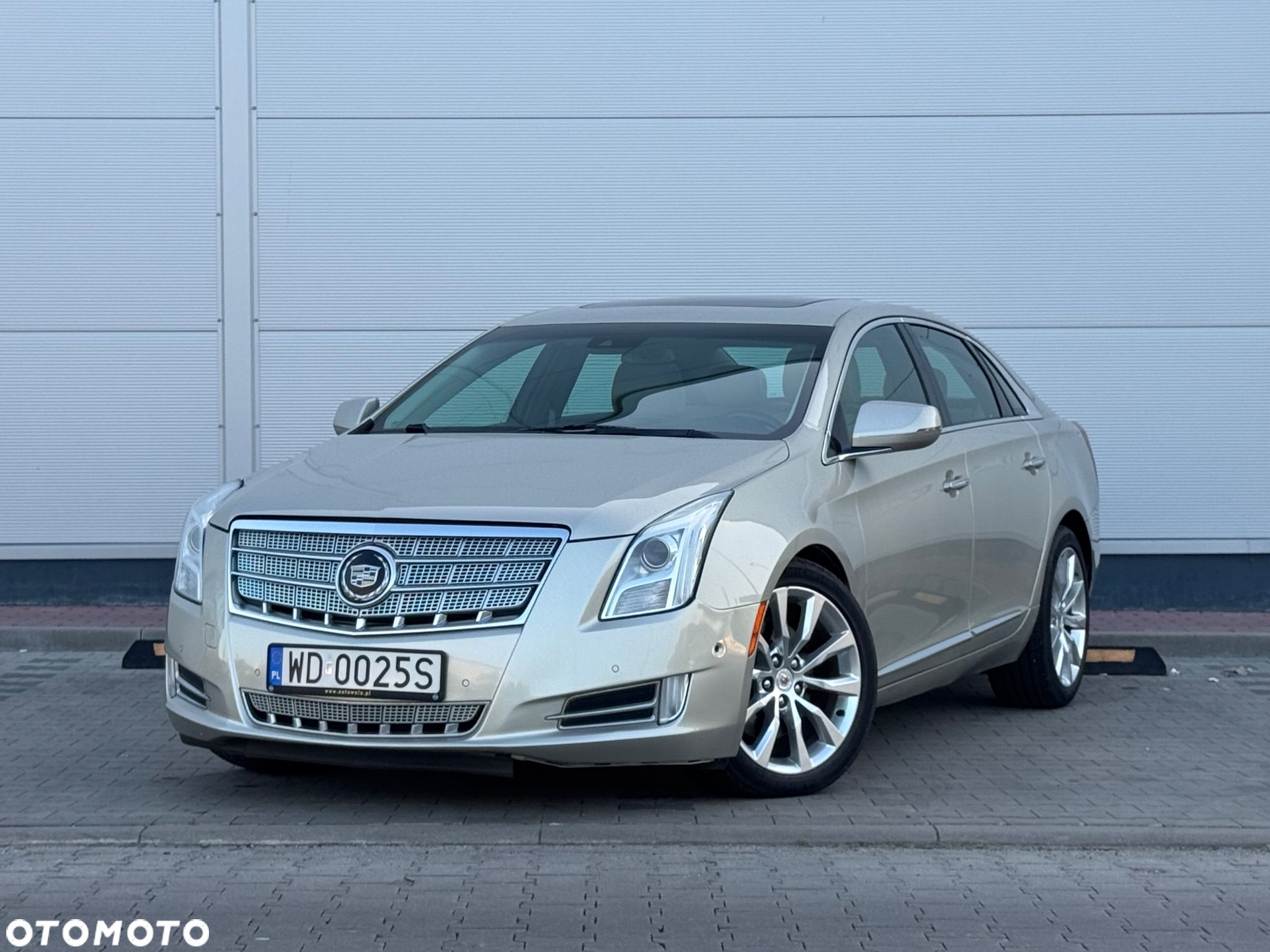Cadillac XTS - 1