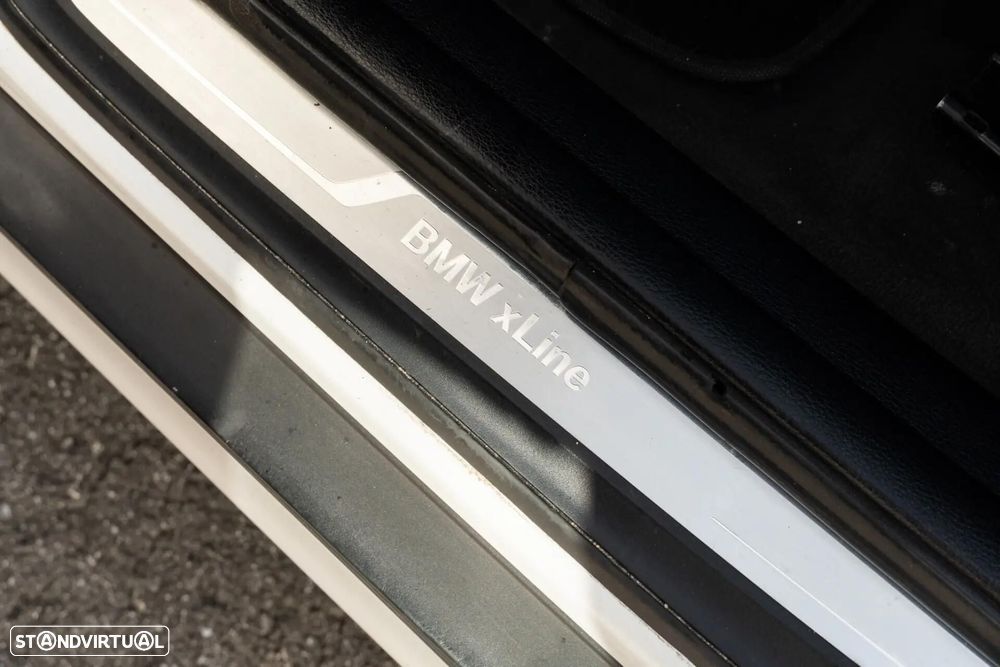 BMW X1 18 d sDrive Auto xLine - 40