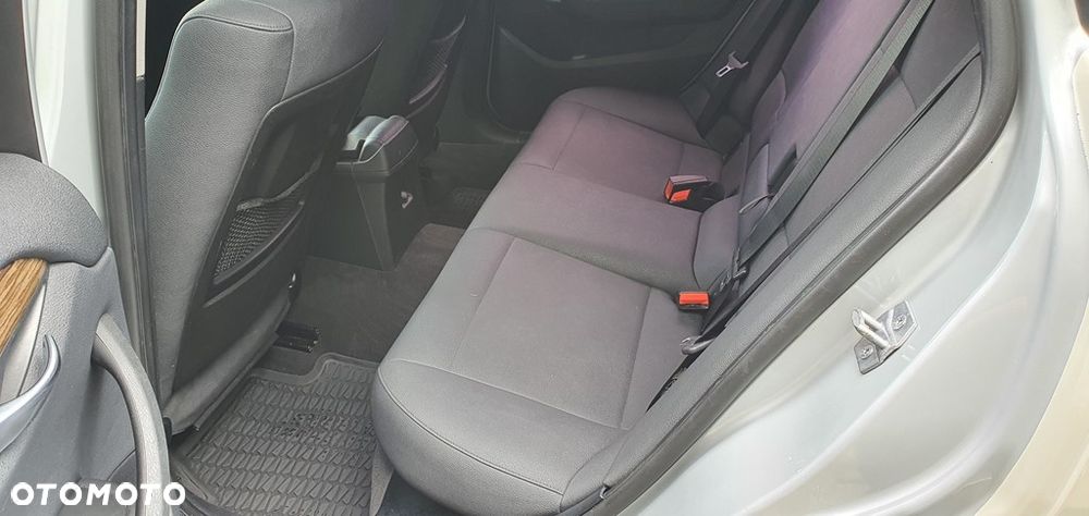 BMW X1 xDrive28i Sport Line - 13