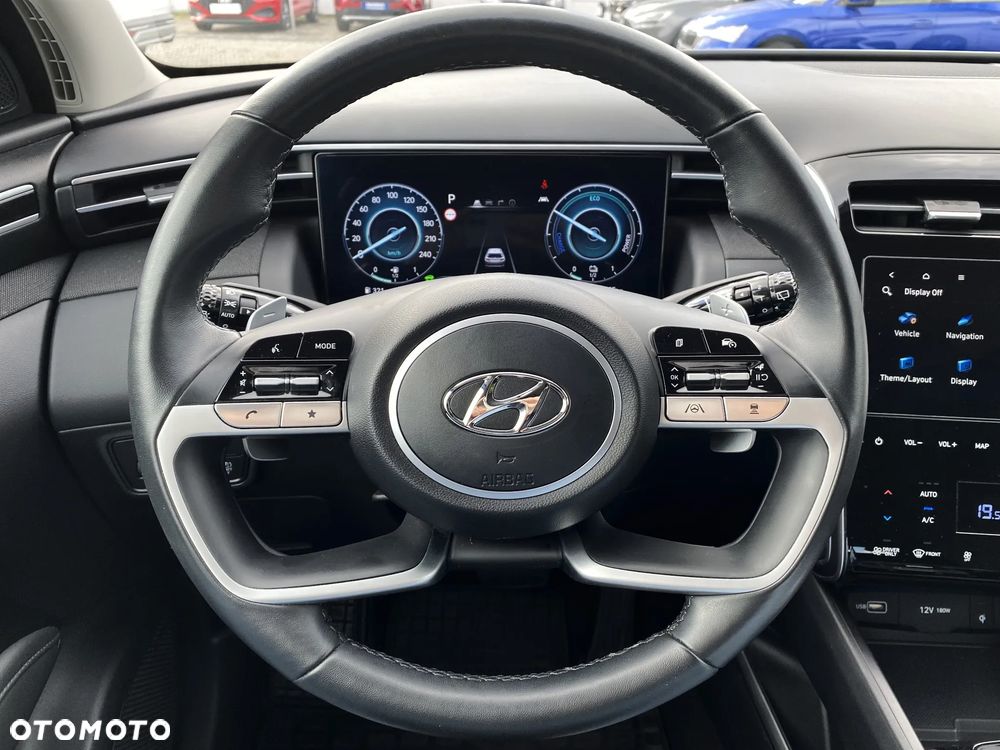 Hyundai Tucson 1.6 T-GDi HEV Executive 4WD - 23