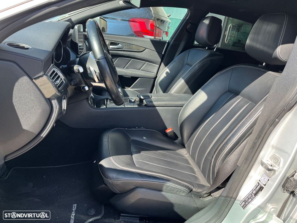 Mercedes-Benz CLS 220 - 7