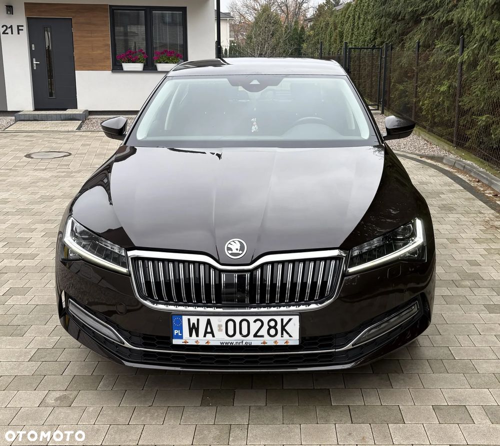 Skoda Superb 2.0 TDI SCR Style DSG - 2