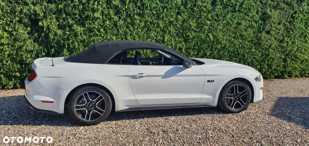 Ford Mustang 5.0 V8 GT - 12