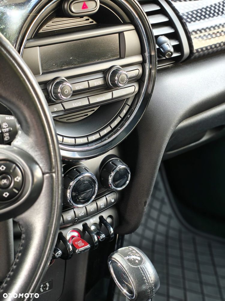 MINI Cooper S Standard - 11