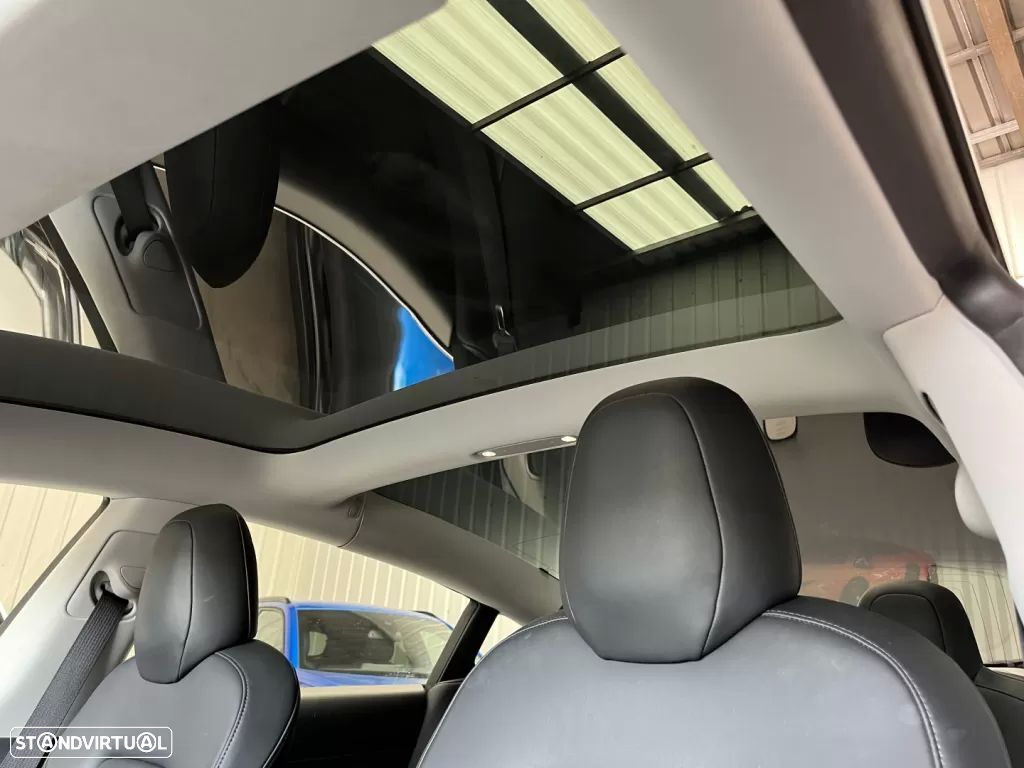 Tesla Model 3 Standard RWD Plus - 25