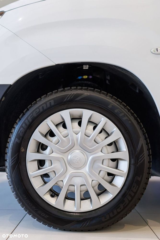 Toyota PROACE CITY - 41