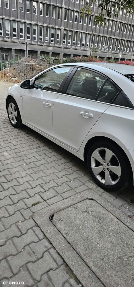 Chevrolet Cruze 2011 photo 5
