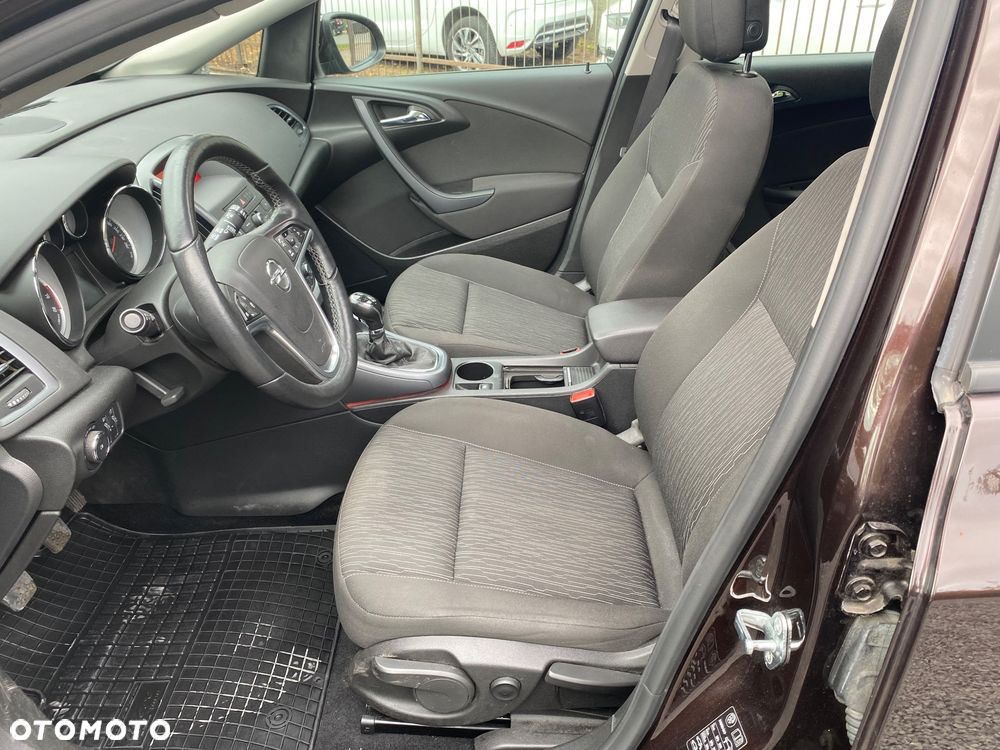 Opel Astra 1.4 Turbo Design Edition - 23