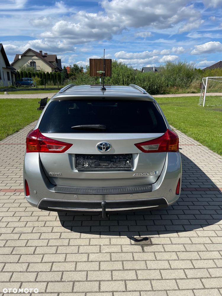 Toyota Auris - 5