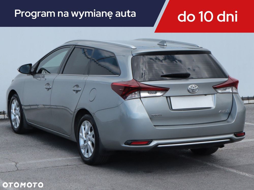 Toyota Auris - 6