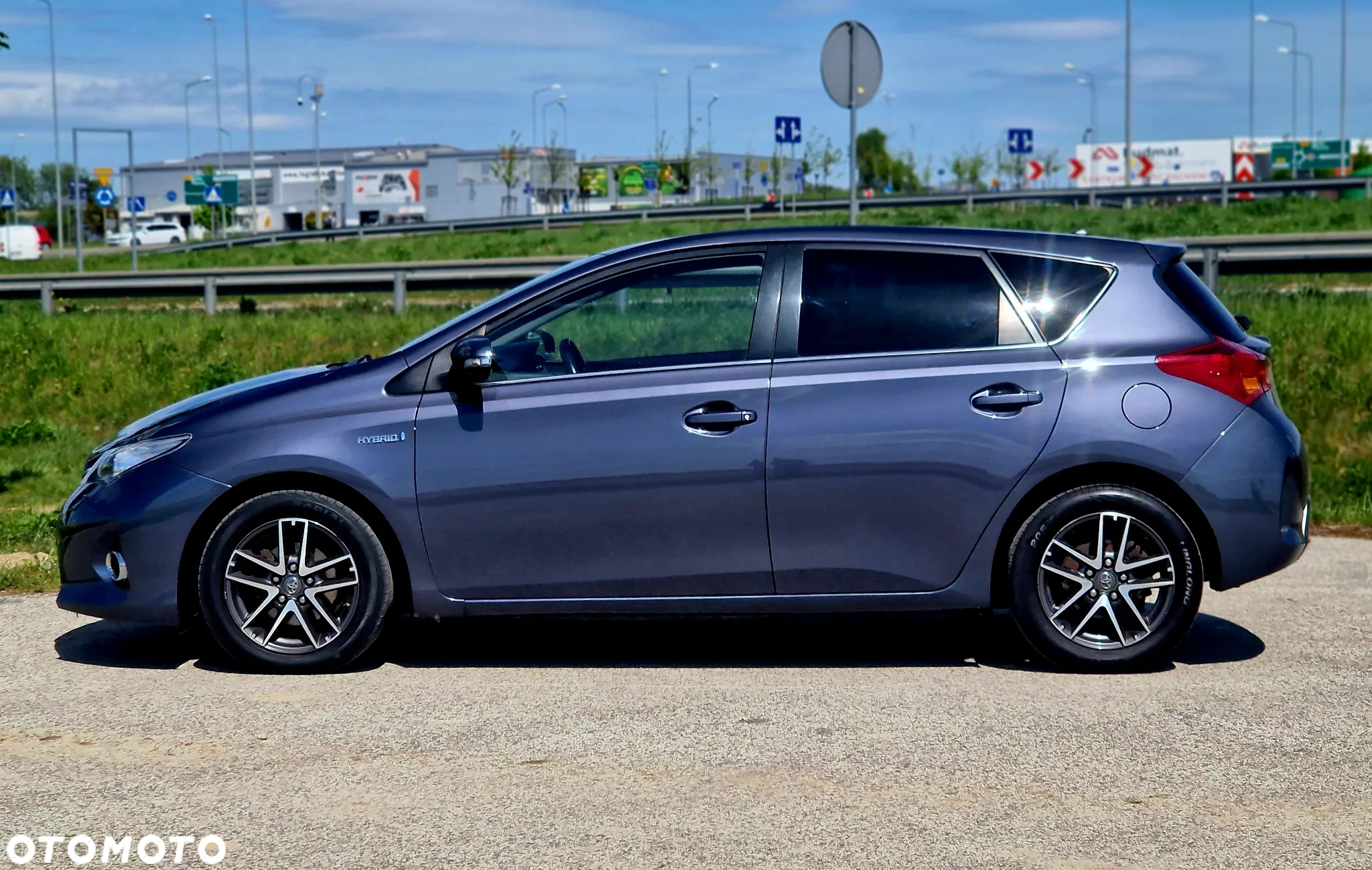 Toyota Auris - 11