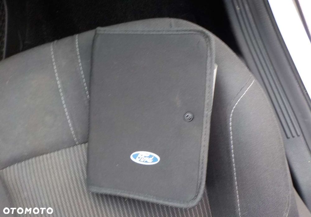 Ford B-MAX - 14