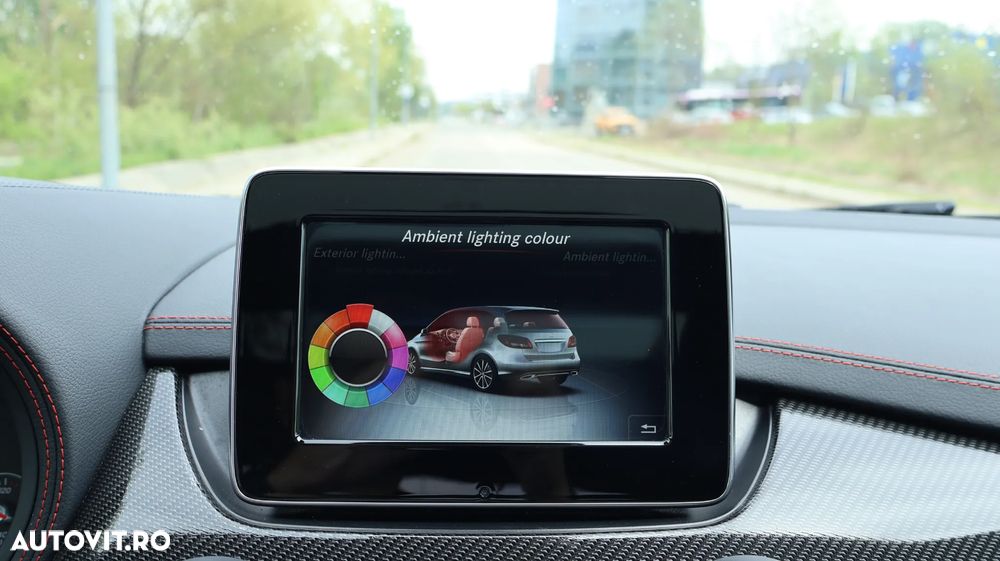 Mercedes-Benz B 200 d 4Matic 7G-DCT AMG Line - 24
