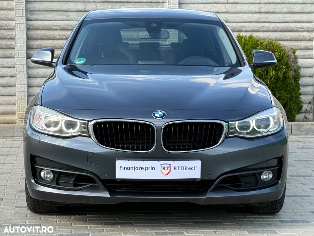 BMW Seria 3 325d Aut. Luxury Line - 2