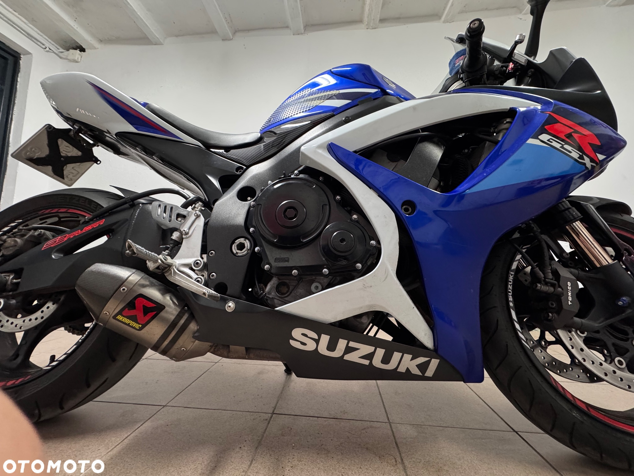 Suzuki GSX-R - 6