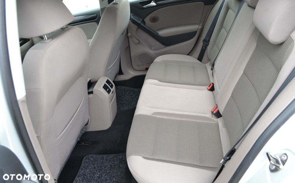Volkswagen Golf - 7