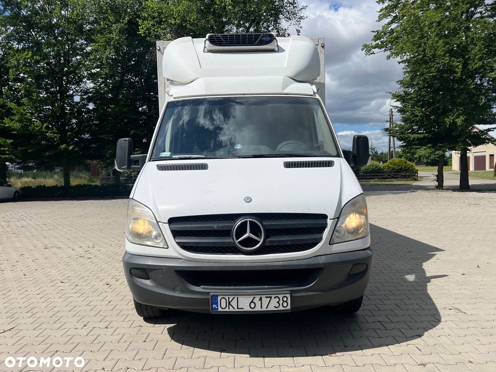 Mercedes-Benz Sprinter - 2