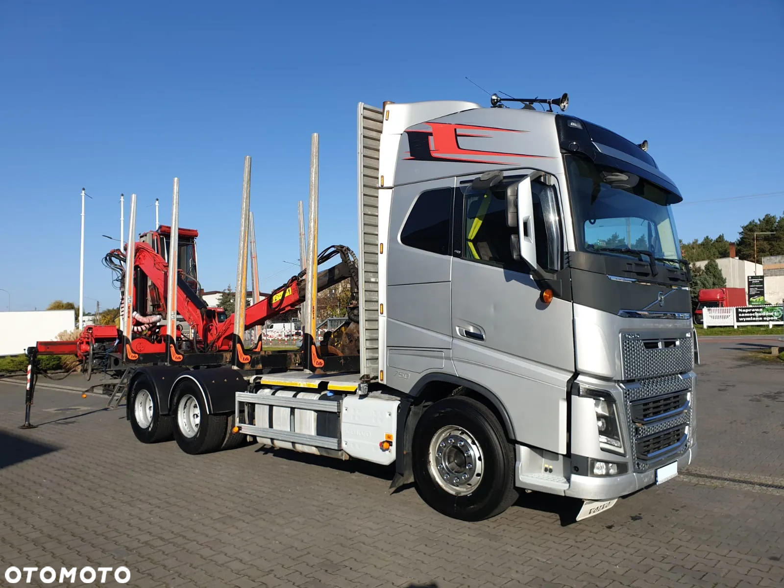 Volvo FH 16 750 6x4 GLOBETROTTER DO DRZEWA - 6
