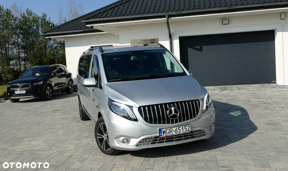 Mercedes-Benz Klasa V - 2