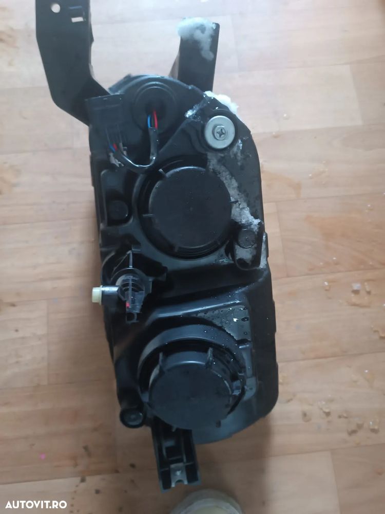 Far stanga Dacia spring 2021-2022 - 4