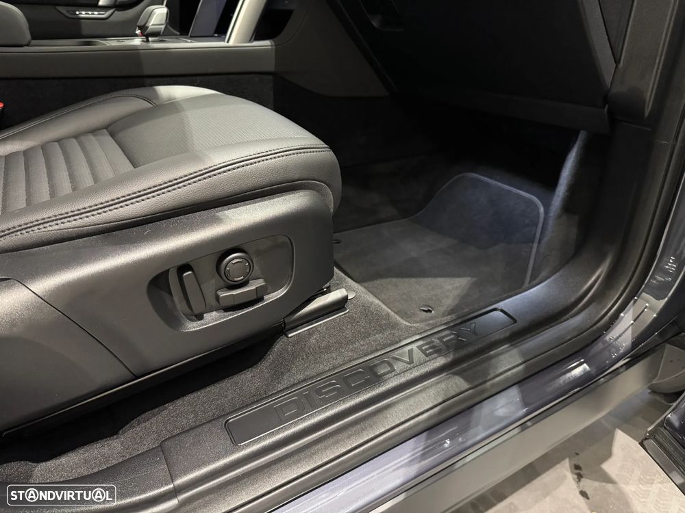 Land Rover Discovery Sport 1.5 I3 P270e AWD S - 9