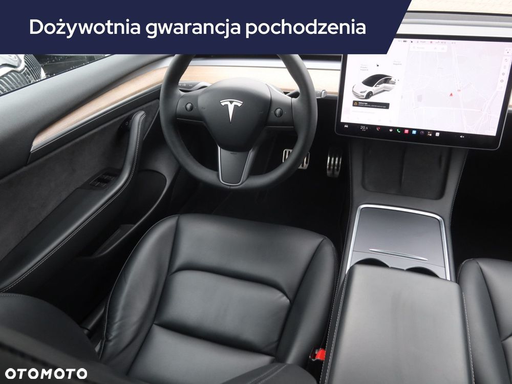 Tesla Model 3 - 8