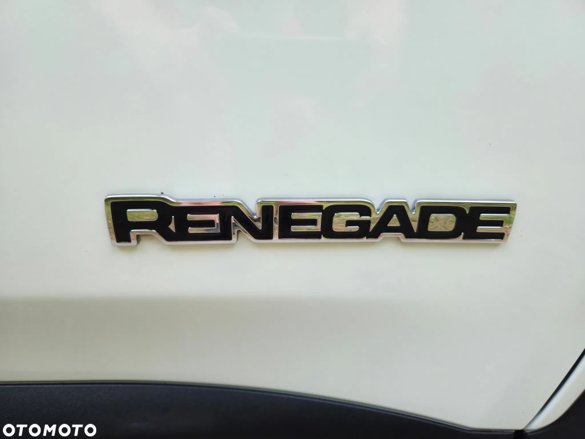 Jeep Renegade 1.4 MultiAir DSG Business Line - 25