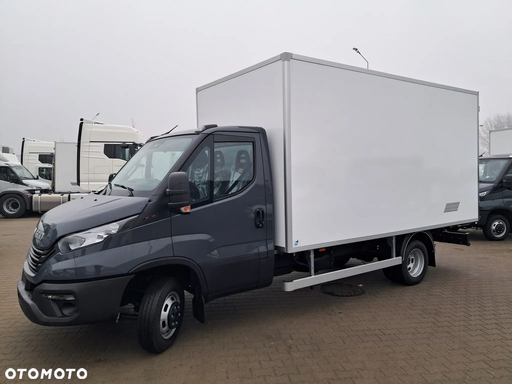 Iveco Daily / Pewny partner w biznesie ! - 9