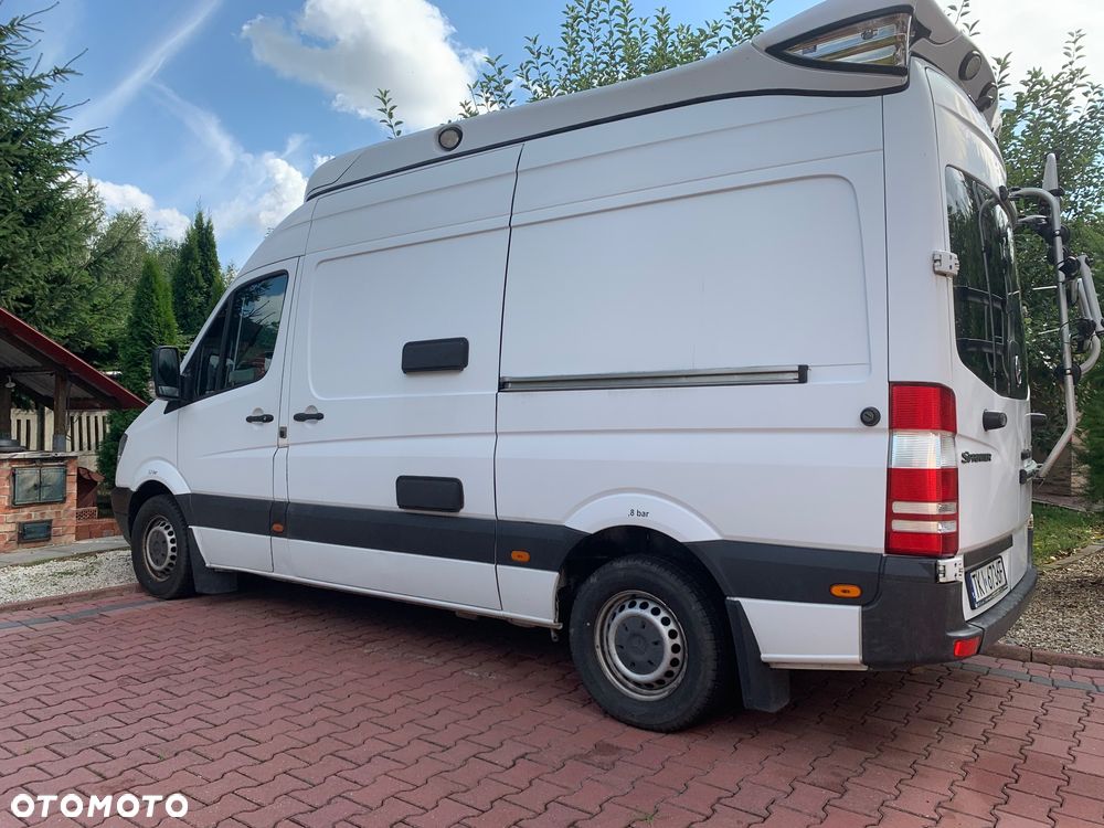 Mercedes-Benz Sprinter - 12