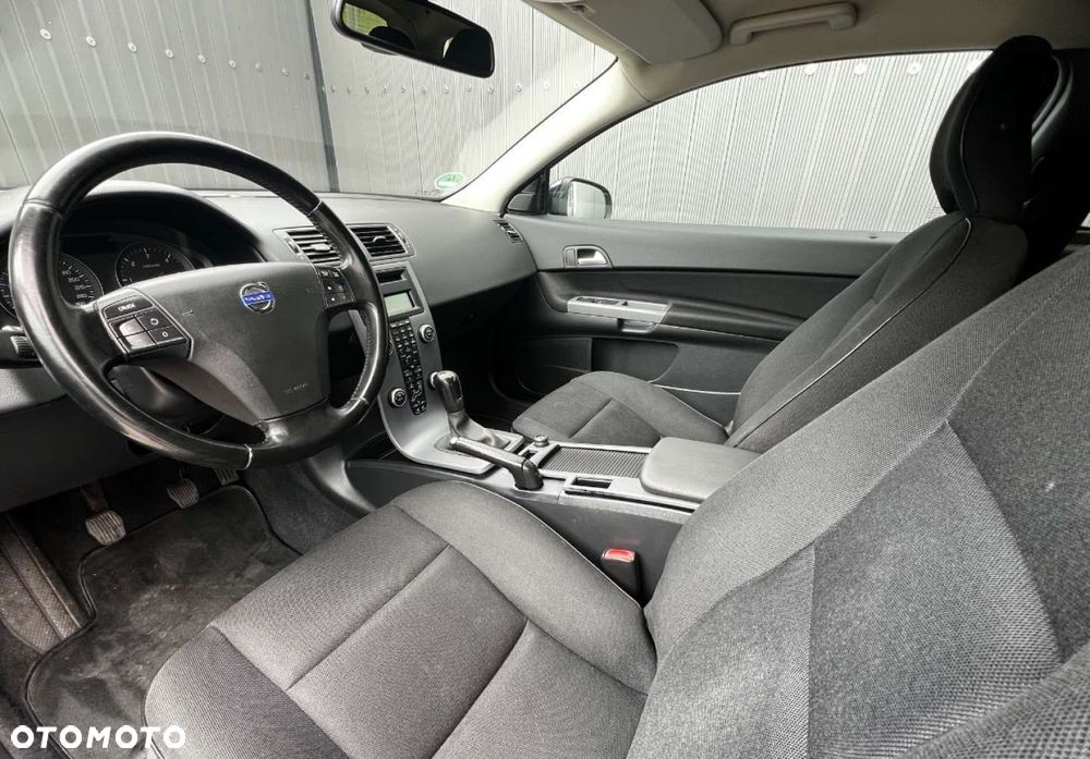 Volvo C30 D2 - 14