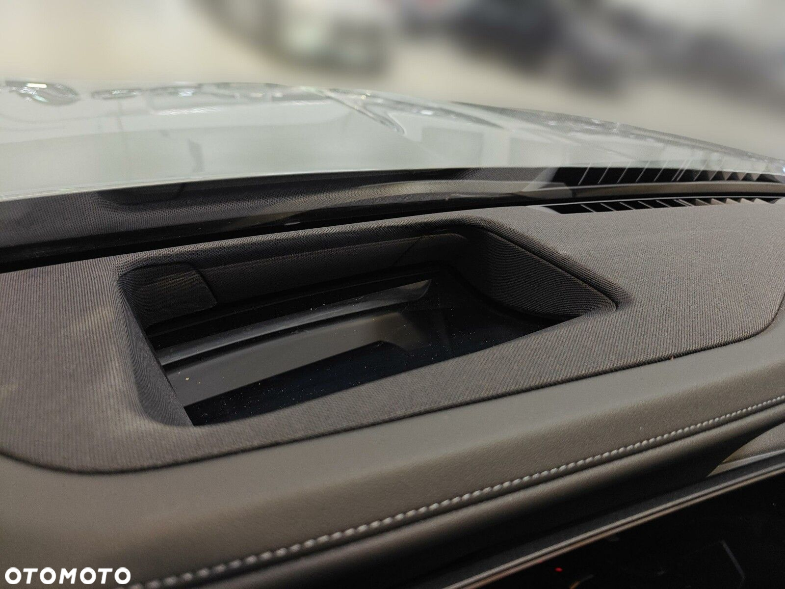 BMW Seria 7 - 24
