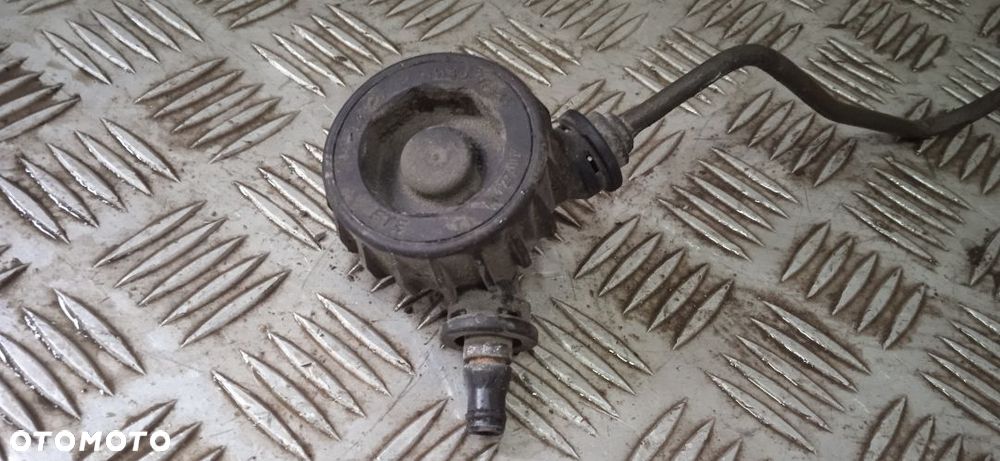 Przewody Odpowietrznik Sprzęgła VW Golf VI FM27005F - 1