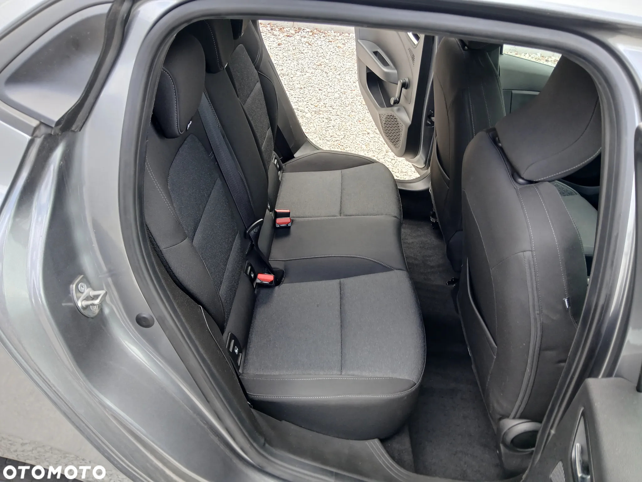 Renault Clio 1.0 TCe Equilibre - 23