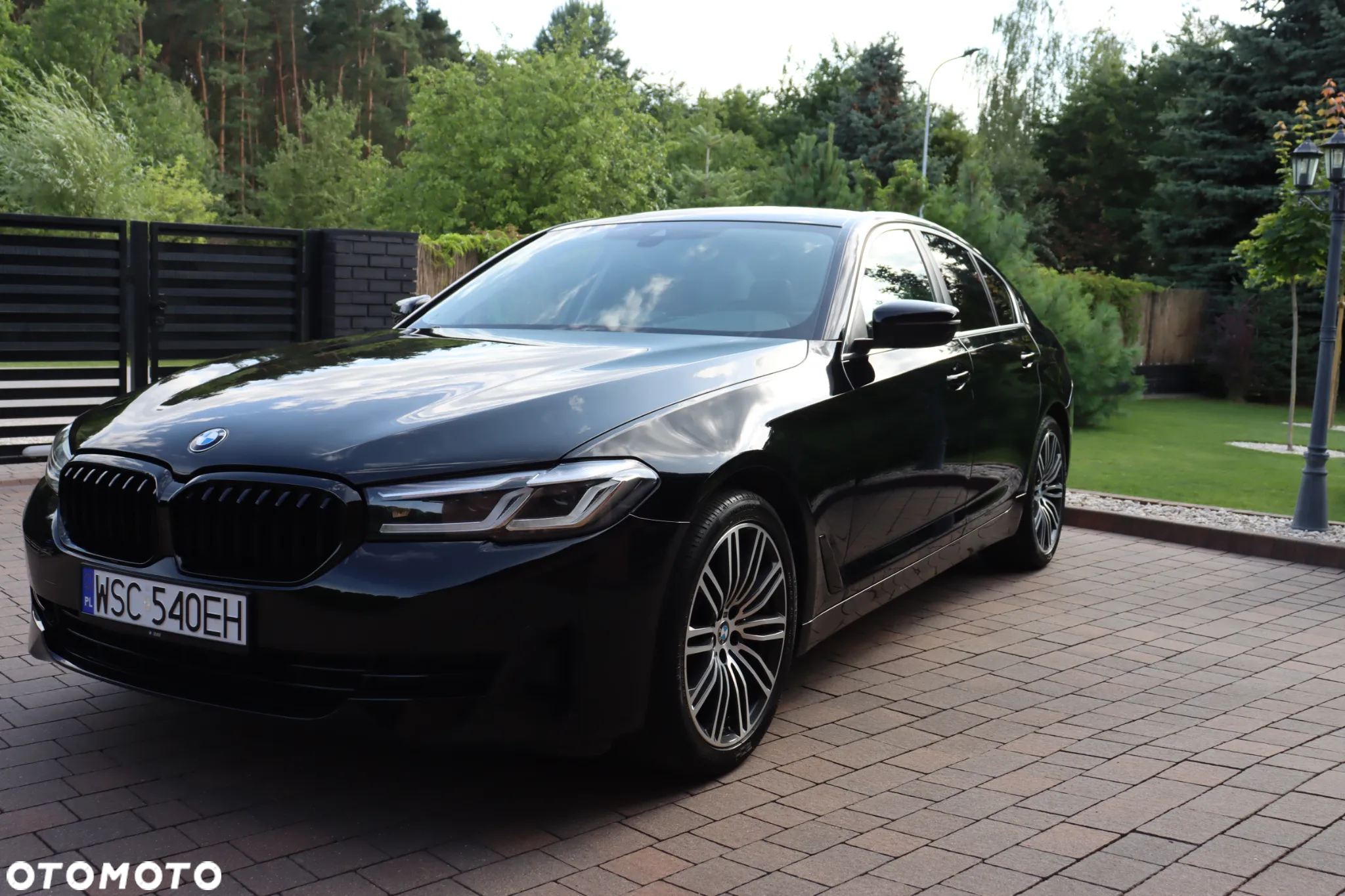 BMW Seria 5 518d Luxury Line sport - 2