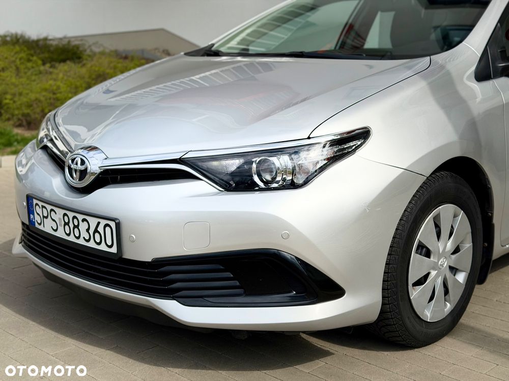 Toyota Auris 1.33 VVT-i Comfort - 15
