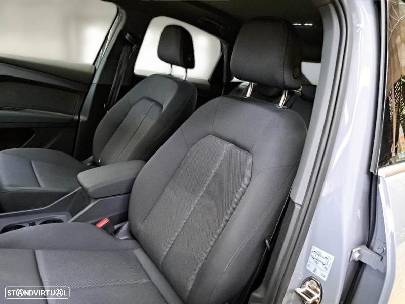 Audi Q4 Sportback e-tron 35 55 kWH - 5
