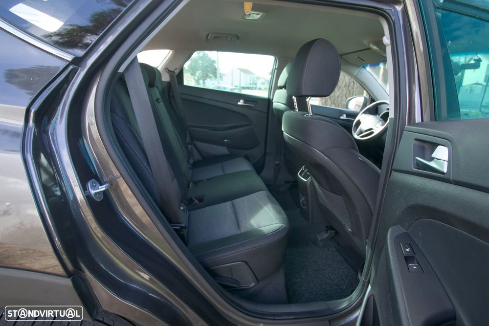 Hyundai Tucson 1.6 GDi 4WD DCT Premium - 16