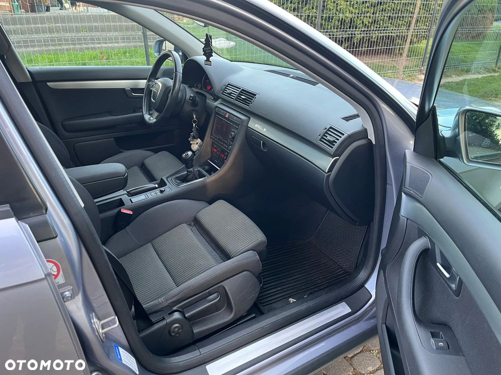 Audi A4 Limousine 1.8 T quattro - 19