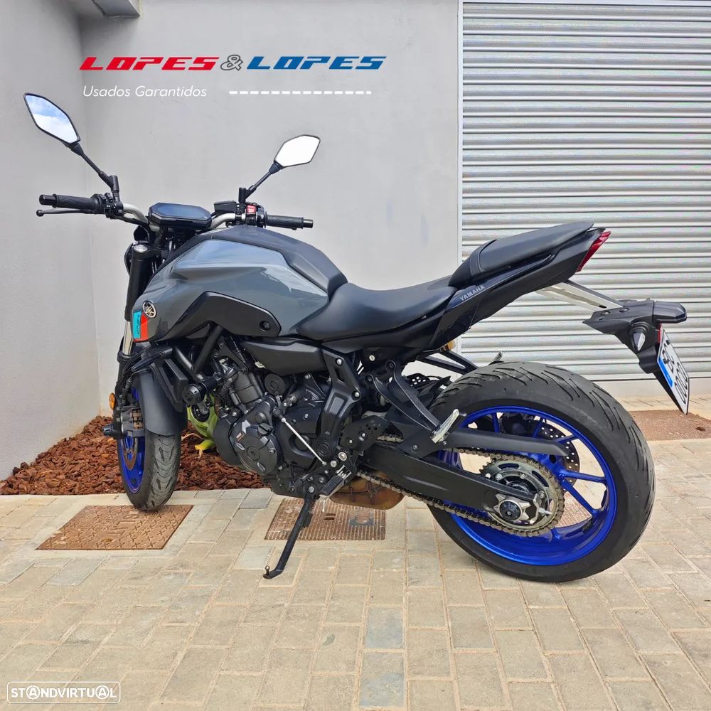Yamaha MT-07 - 14