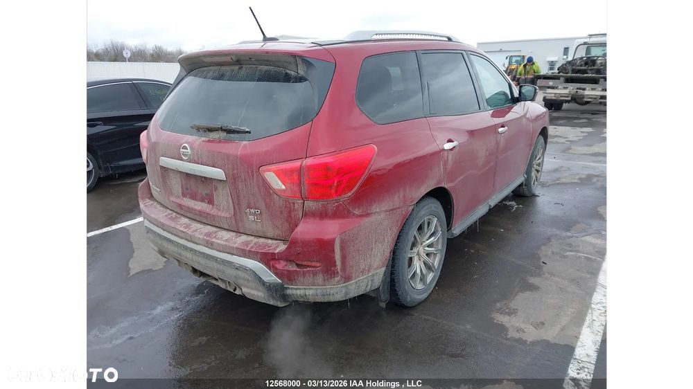 Nissan Pathfinder - 14