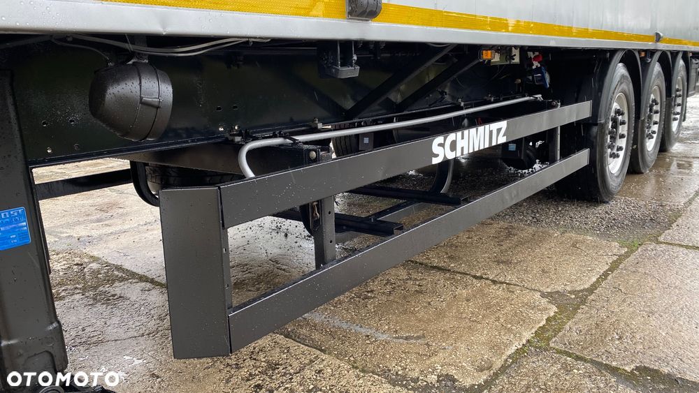 Schmitz Cargobull naczepa ruchoma podłoga - 7