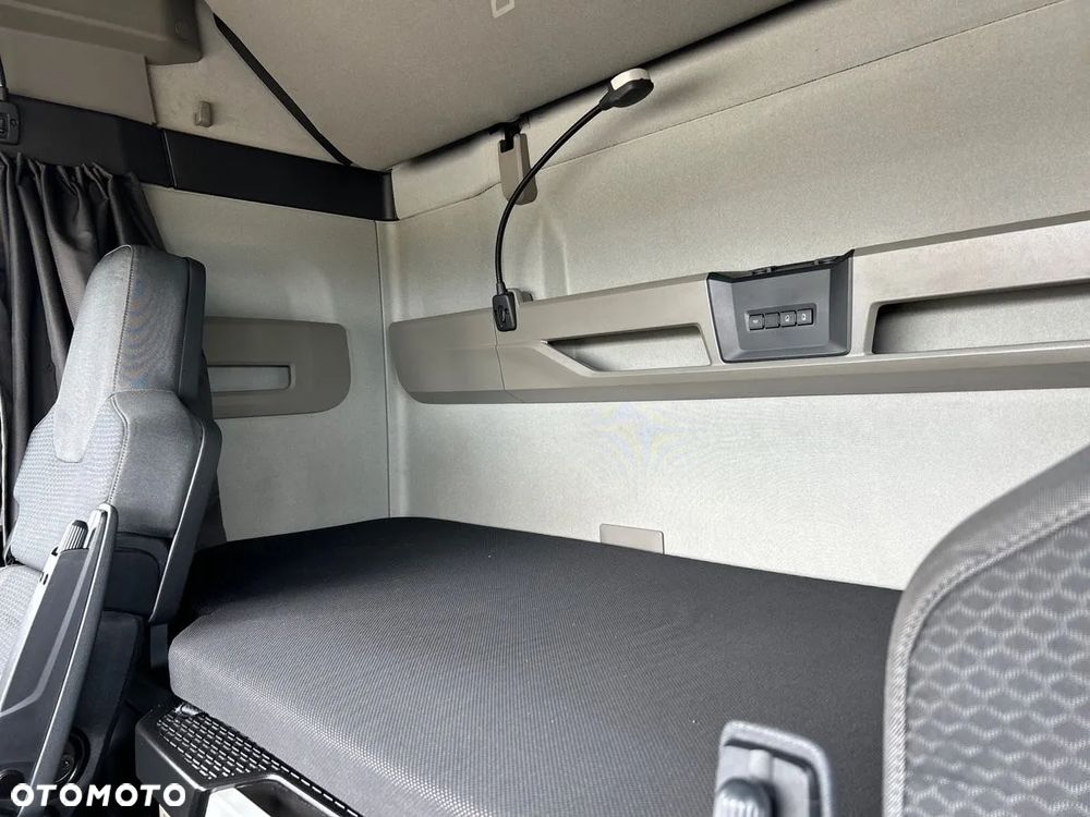 MAN TGX 18.470 4x2 LL SA - 13