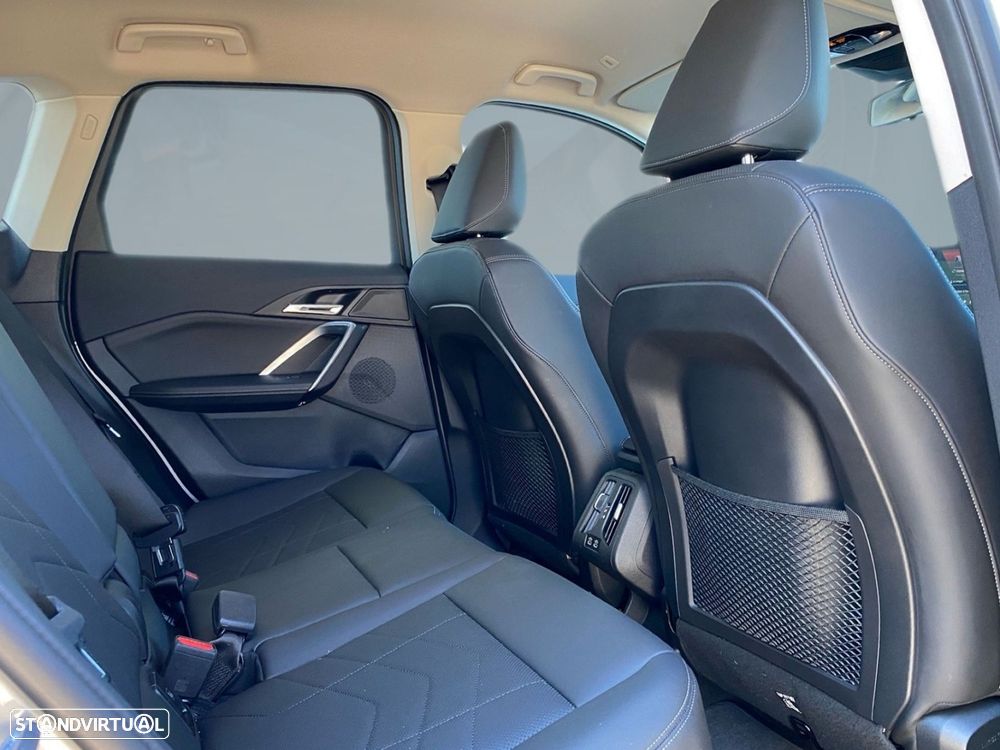 BMW iX1 eDrive20 xLine - 16